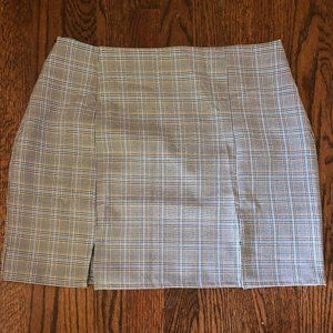 trendy mini skirt